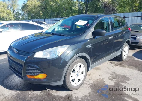 2015 Ford Escape S из США, поврежденный, VIN 1FMCU0F70FUC62930